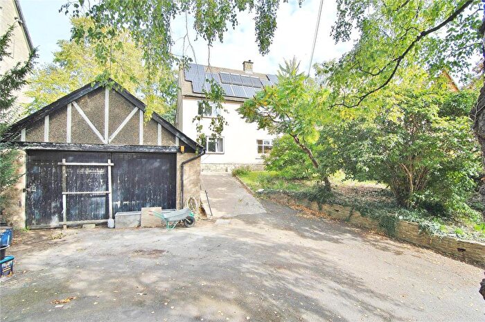 4 Bedroom Detached House For Sale In Bisley Road, Stroud, Gloucestershire, GL5