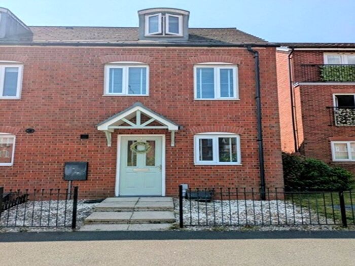 3 Bedroom Town House For Sale In Station Road Boulevard, Prescot, Merseyside, L34