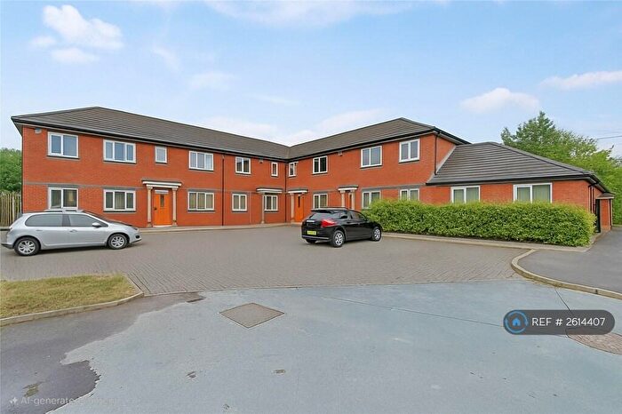 2 Bedroom Flat To Rent In Chapel Walk, Coppull, Chorley, PR7