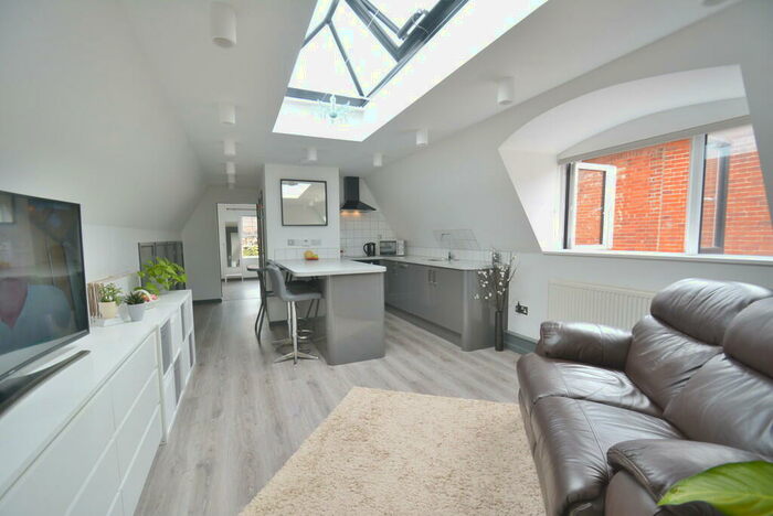 1 Bedroom Apartment To Rent In Wanderer Place, Loddon, NR14