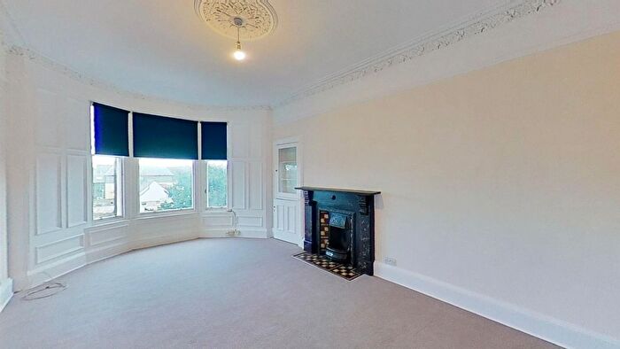 3 Bedroom Flat To Rent In Chancelot Terrace, Edinburgh, Midlothian, EH6
