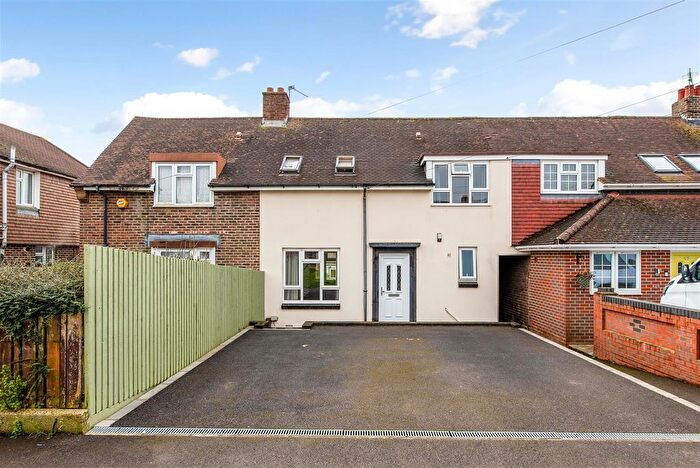 3 Bedroom Property For Sale In Cheltenham Road, Portsmouth, PO6