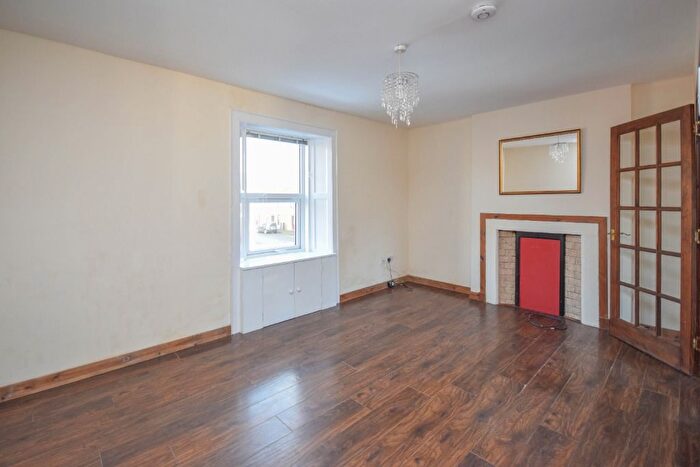 2 Bedroom Flat To Rent In Commerce Street, Montrose, Angus, DD10