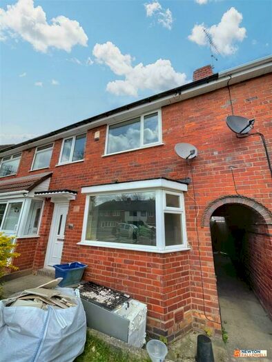 3 Bedroom Terraced House To Rent In Curbar Road, Birmingham, B42