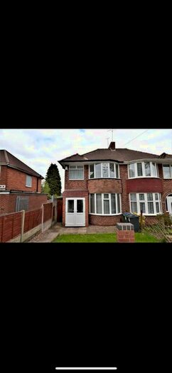 3 Bedroom Semi-Detached House To Rent In Ryde Park Road, Birmingham, B45