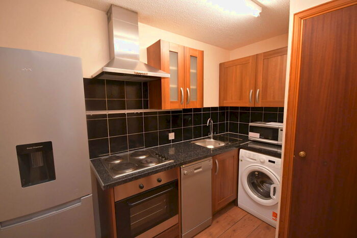 2 Bedroom Ground Flat To Rent In Murray Terrace, Smithton, Inverness, IV2