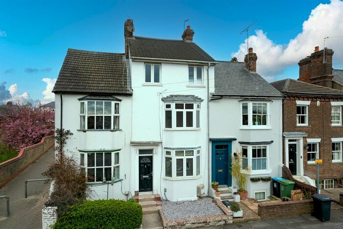 4 Bedroom Terraced House To Rent In Herbert Street, Old Town, Hemel Hempstead, Hertfordshire, HP2