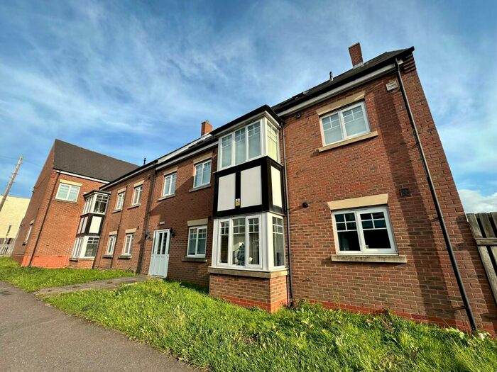 2 Bedroom Property To Rent In Downing Street, South Normanton, Derbyshire, DE55