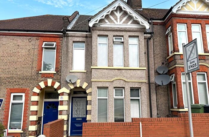 6 Bedroom Terraced House For Sale In High Town Road, Luton, LU2