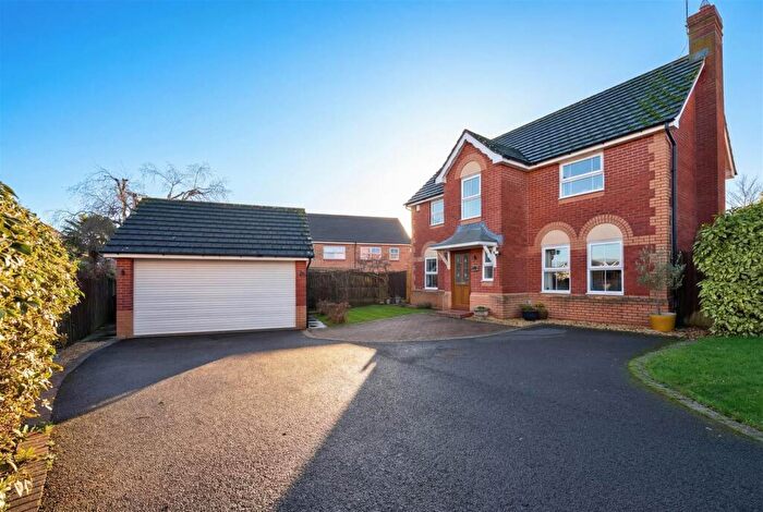 4 Bedroom Detached House For Sale In Sawyers Close, Wraxall, BS48
