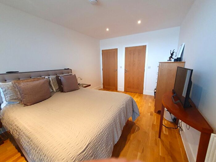 2 Bedroom Flat To Rent In Bay View Apartments, Morris Avenue, Herne Bay, Kent, CT6