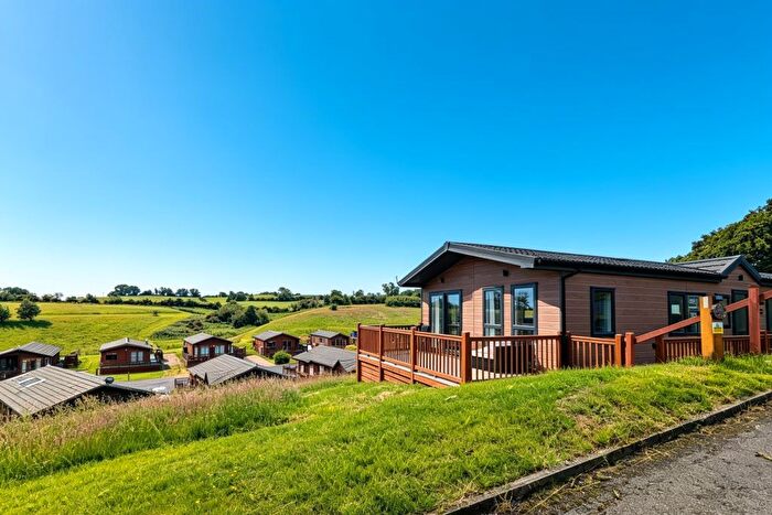 2 Bedroom Lodge For Sale In Tunstall, Richmond, DL10