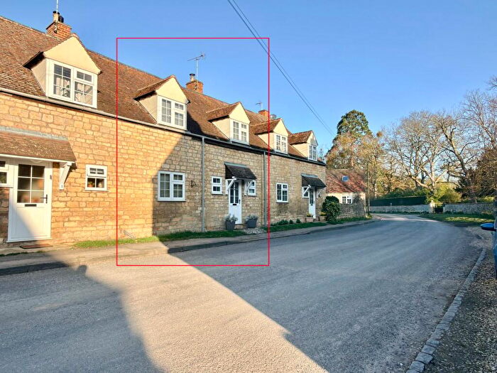 3 Bedroom Terraced House For Sale In Beckford, Tewkesbury, GL20