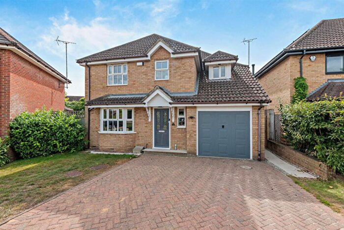 4 Bedroom Detached House For Sale In Discovery Road, Bearsted, Maidstone, ME15