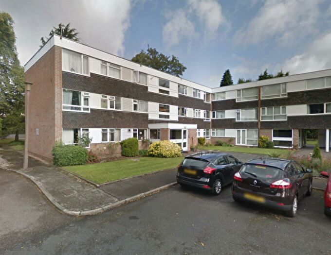 2 Bedroom Flat To Rent In Keresley Close, Solihull, B91