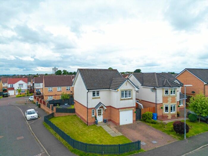 3 Bedroom Detached House For Sale In Croftcoighn Drive, Glasgow, G33