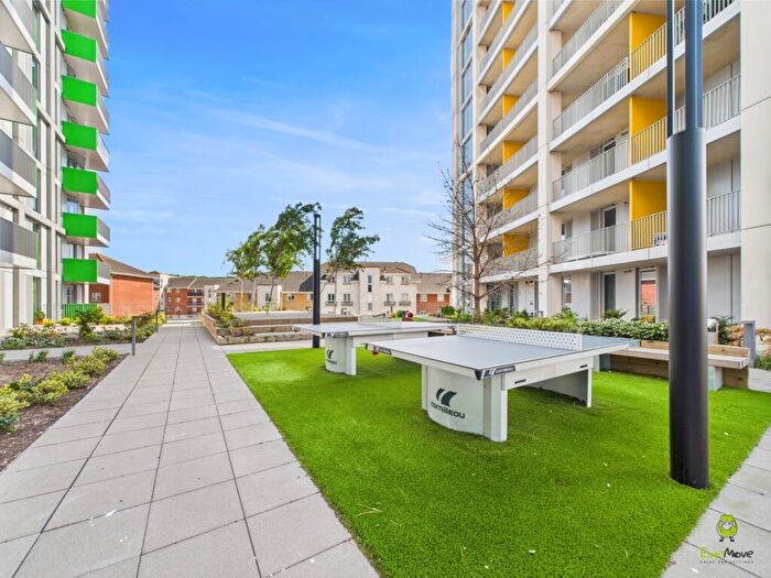 1 Bedroom Flat For Sale In Eliza Knight House, Felixstowe Road, London, London, SE2