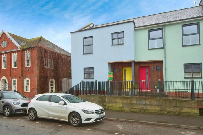 3 Bedroom End Of Terrace House For Sale In Lower Church Street, Chepstow, NP16