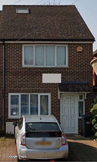 2 Bedroom End Terrace House For Sale In Harte Road, Hounslow, TW3