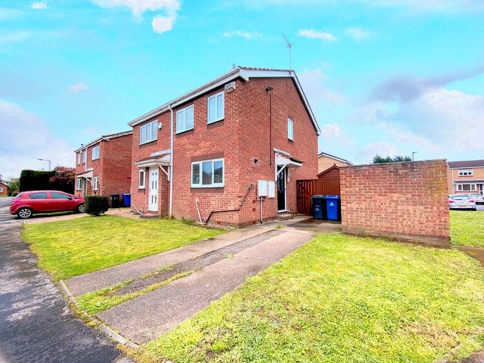 2 Bedroom Property To Rent In Victoria Avenue, Hatfield, Doncaster, DN7