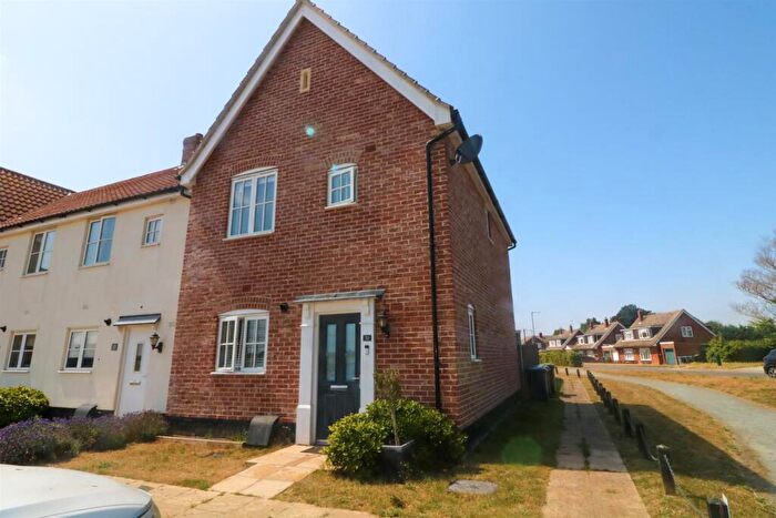 3 Bedroom End Of Terrace House For Sale In Howard Drive, Leiston, IP16