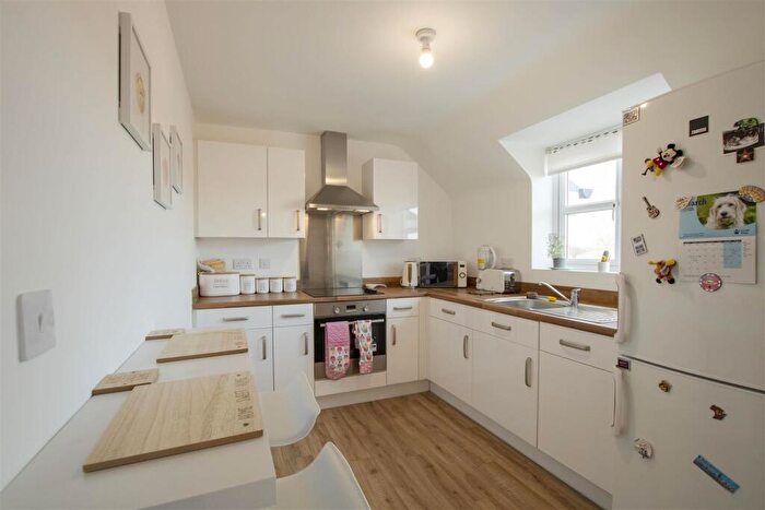2 Bedroom Apartment To Rent In Escelie Way, Birmingham, West Midlands, B29