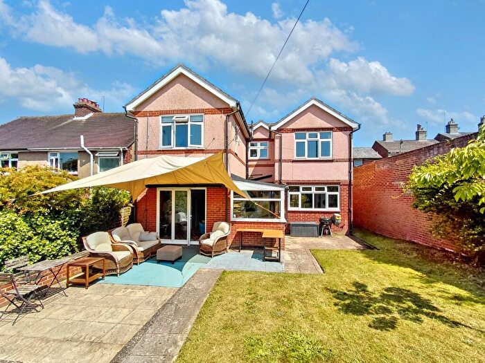 4 Bedroom Detached House For Sale In St. Albans Road, Colchester, Essex, CO3