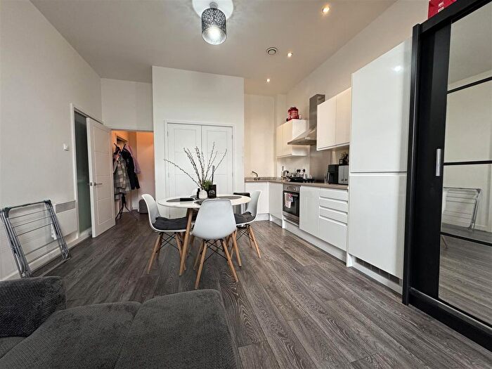 2 Bedroom Flat To Rent In Vicarage Farm Road, Peterborough, PE1