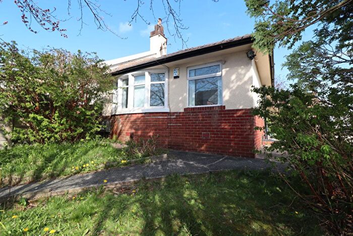 2 Bedroom Bungalow To Rent In Shear Brow, Blackburn, BB1