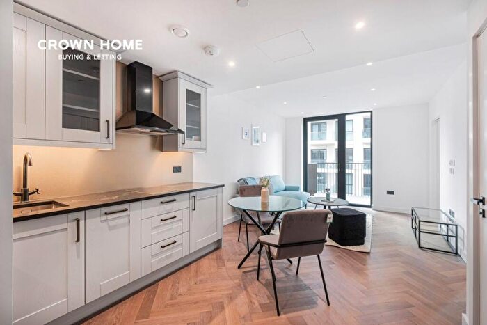 1 Bedroom Apartment To Rent In Merino Gardens, London Dock, E1W