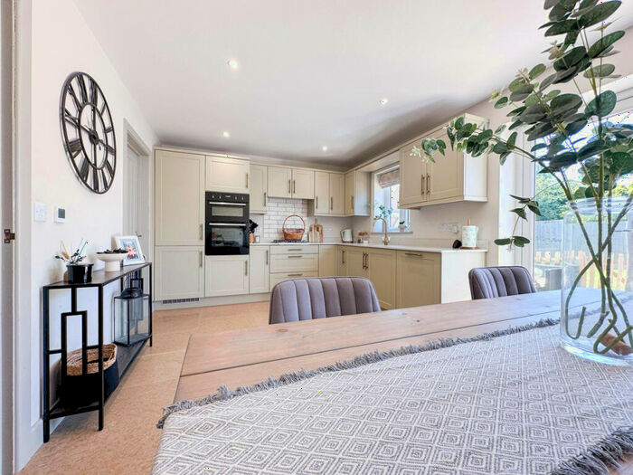 3 Bedroom Semi-Detached House For Sale In Fieldside, Coates, PE7