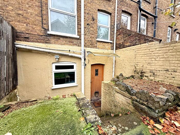 2 Bedroom Apartment To Rent In Kingsley Road, Maidstone, ME15