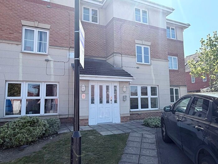 2 Bedroom Flat To Rent In The Potteries, New Rossington, Doncaster, South Yorkshire, DN11