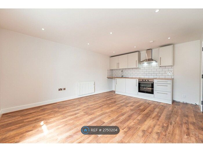 1 Bedroom Flat To Rent In Bank House, Walshaw, Bury, BL8