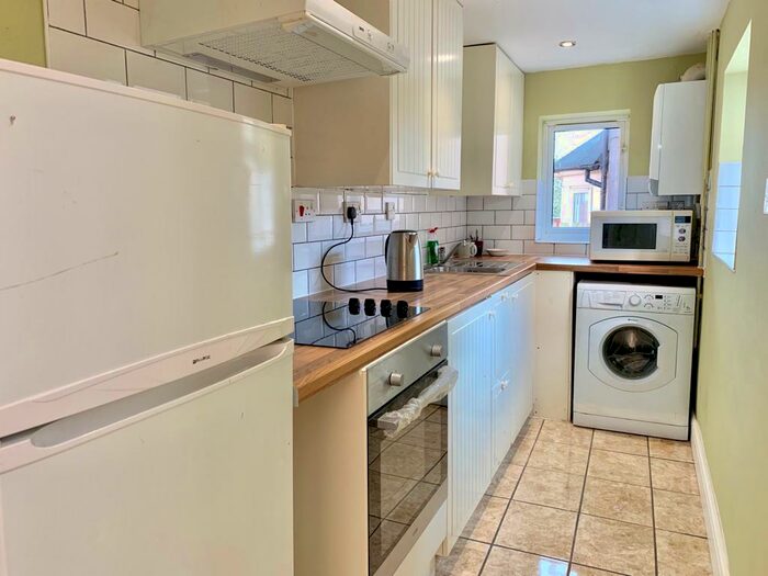 3 Bedroom End Of Terrace House To Rent In Newark Street, Nottingham, NG2