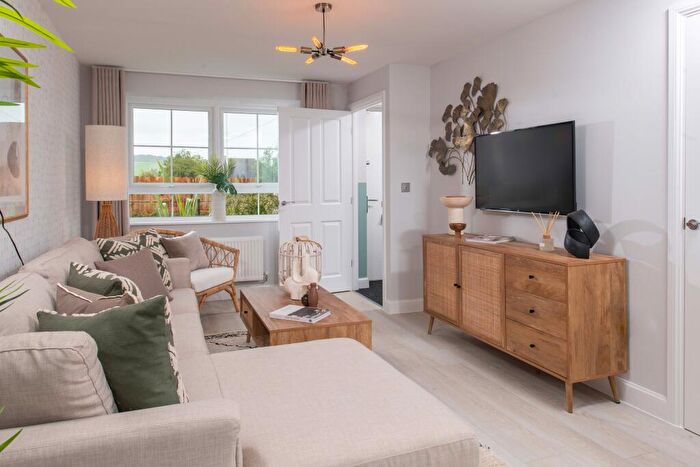 3 Bedroom Detached House For Sale In Tansy Road, Priors Hall Park, Corby, Northamptonshire, NN17