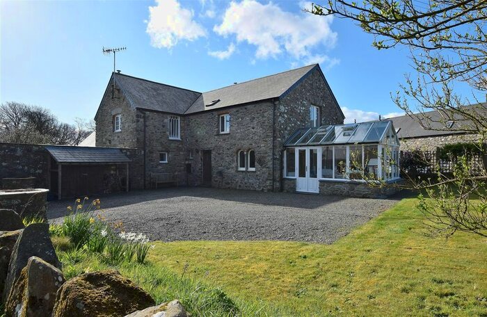 2 Bedroom Semi-Detached House For Sale In Letterston, Haverfordwest, SA62