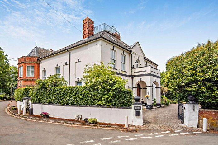 8 Bedroom Detached House For Sale In Church Street, Crondall, Farnham, Surrey, GU10
