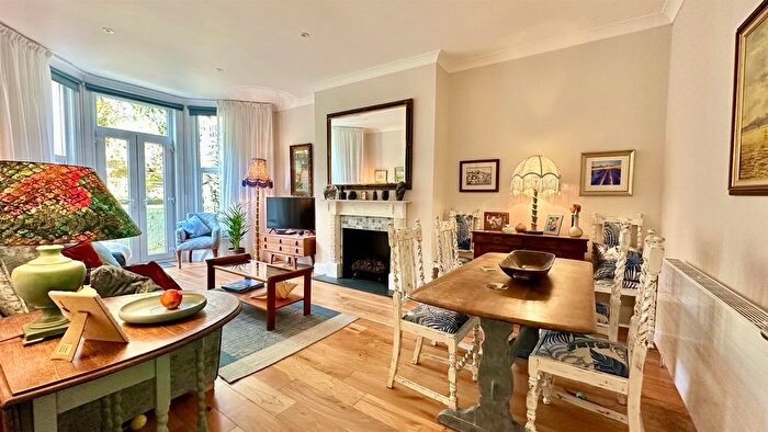 2 Bedroom Flat For Sale In London Road, St. Leonards-On-Sea, TN37