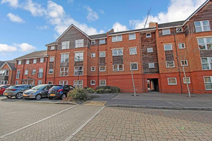 2 Bedroom Flat To Rent In Florey Court, Swindon, SN1