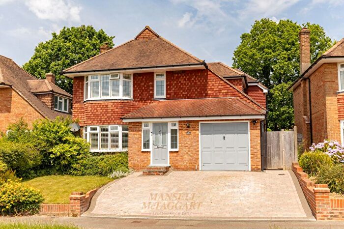 4 Bedroom Detached House For Sale In Crossways Avenue, East Grinstead, RH19