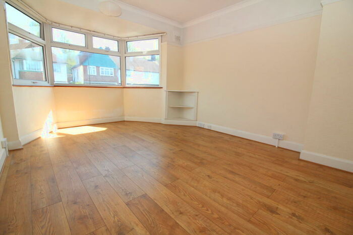 3 Bedroom House To Rent In Conisborough Crescent, Catford, SE6