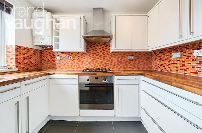 1 Bedroom Flat To Rent In Benson Court, Hove, East Sussex, BN3