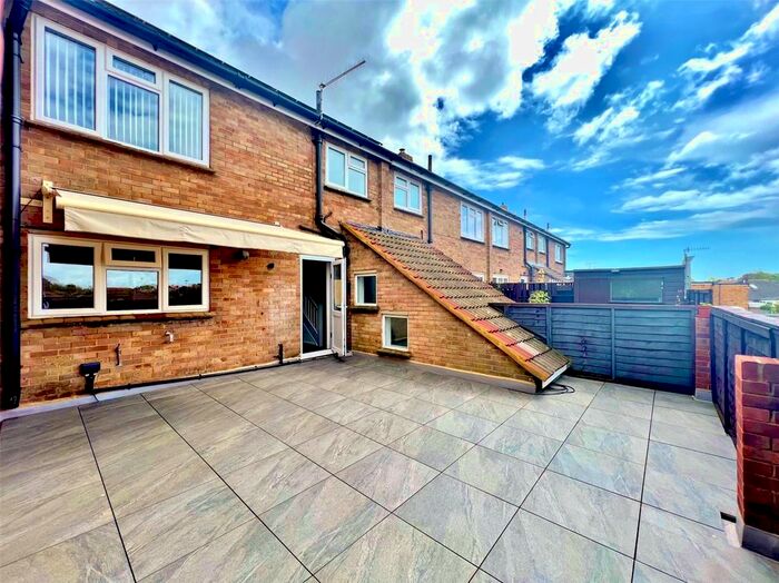3 Bedroom Maisonette To Rent In Durlston Parade, Durlston Drive, Bognor Regis, West Sussex, PO22