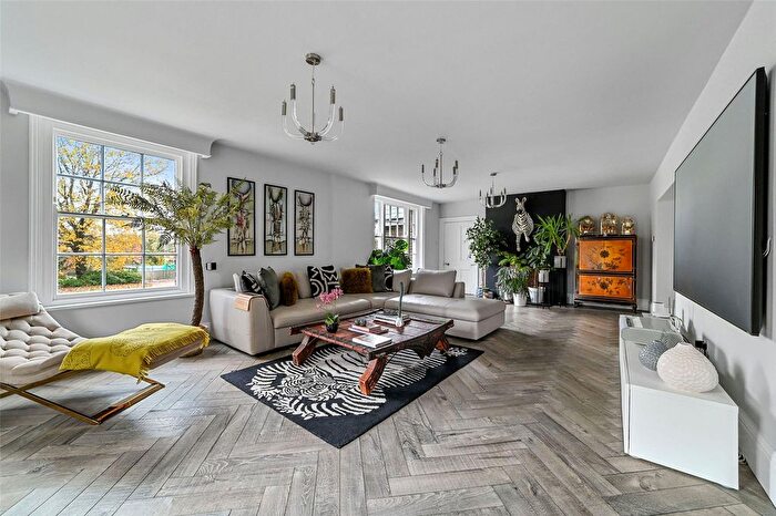 4 Bedroom Detached House For Sale In Meadow Lane, Newhall, Harlow, Essex, CM17