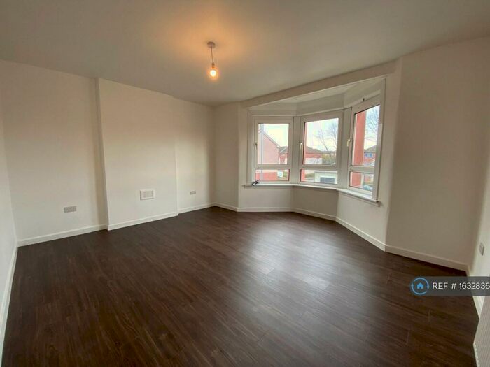 2 Bedroom Flat To Rent In Broomknowes Road, Glasgow, G21