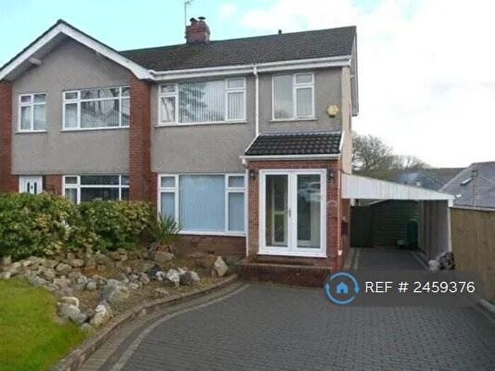 3 Bedroom Semi-Detached House To Rent In The Dell, Swansea, SA2