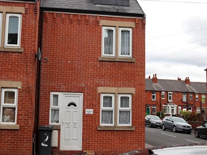 3 Bedroom Terraced House To Rent In Woodlea Mews, Woodlea Street, Leeds, LS11