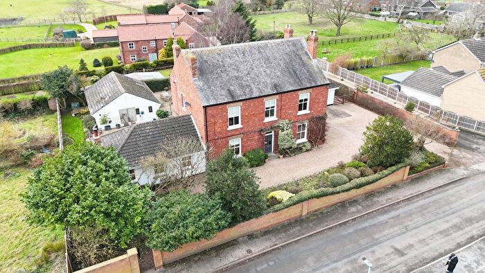 4 Bedroom Detached House For Sale In Beltoft, Lincolnshire, DN9