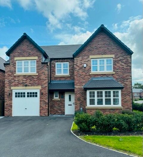 4 Bedroom Detached House To Rent In Sandstone Court, Preston, PR2